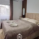 Apartman In *